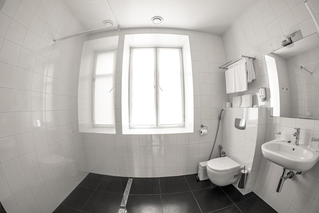 Kolobok Hotel Kniahynynok Екстериор снимка