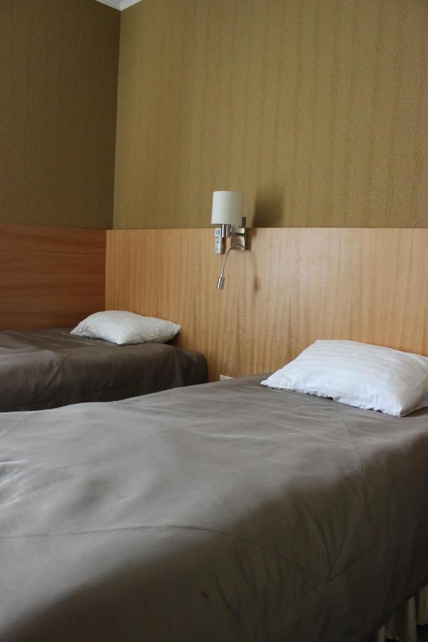 Kolobok Hotel Kniahynynok Екстериор снимка